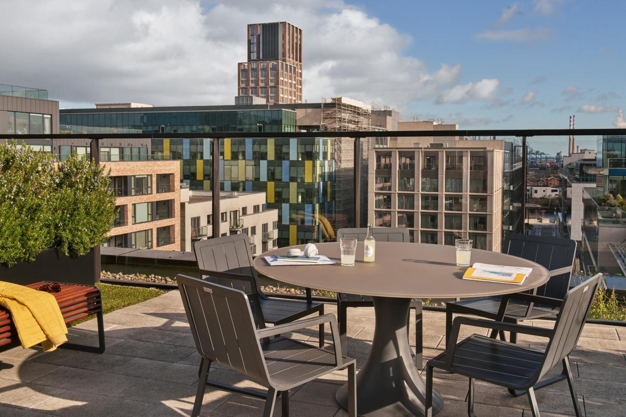 Britain Quay, Sonder Apartments By Marriott Bonvoy 都柏林 外观 照片